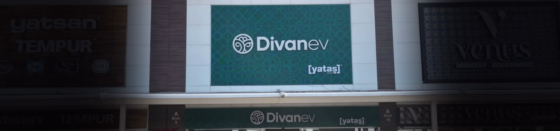 Divan Ev